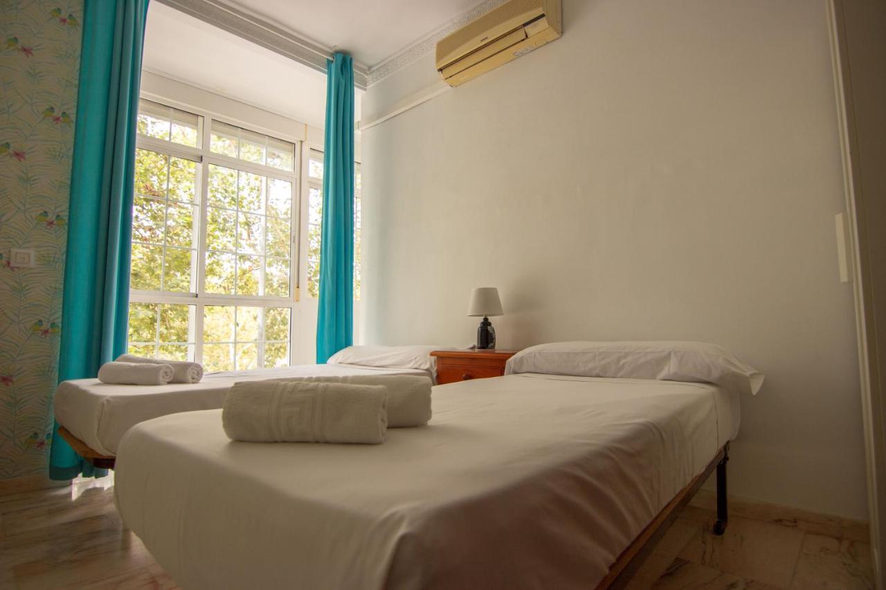 Rentalsevilla Centrico Apartamento Junto Al Guadalquivir Con Parking Coche Mediano Экстерьер фото